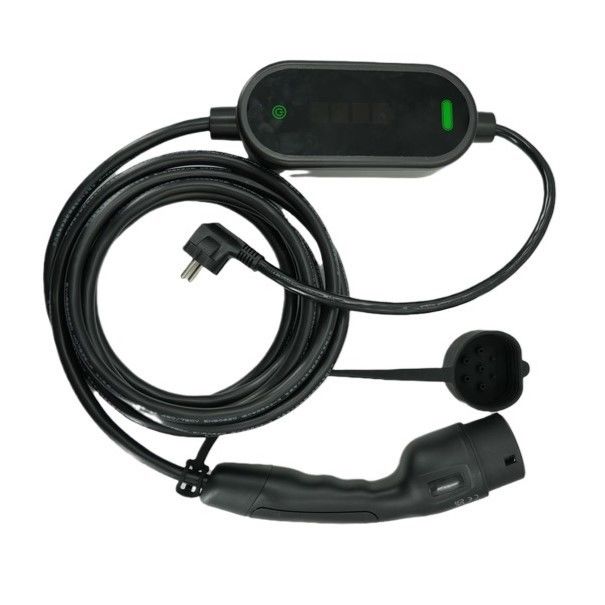 Przenośne ładowarki EV 7KW Tpe Jacket IEC 62196 Type2 2.4 Quot LCD CE TUV ROHS