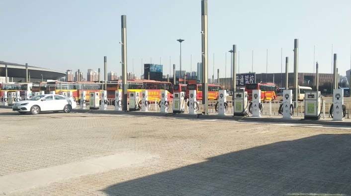 Car GB/T Level 3 EV Szybka stacja ładująca CCS 60KW z wyświetlaczem reklamowym